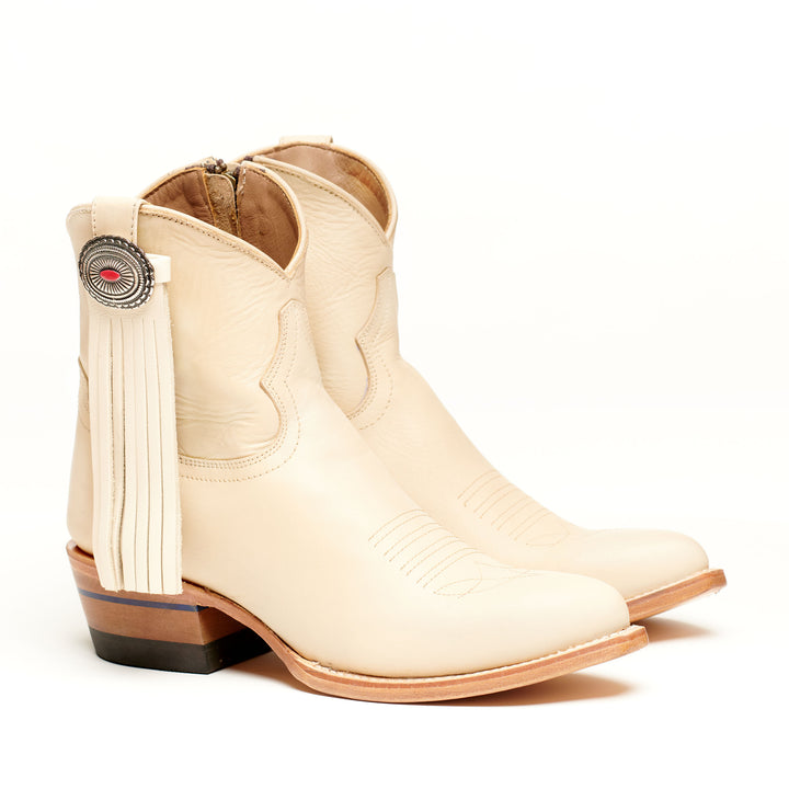 Moon Party Beige w/ Flower Charm