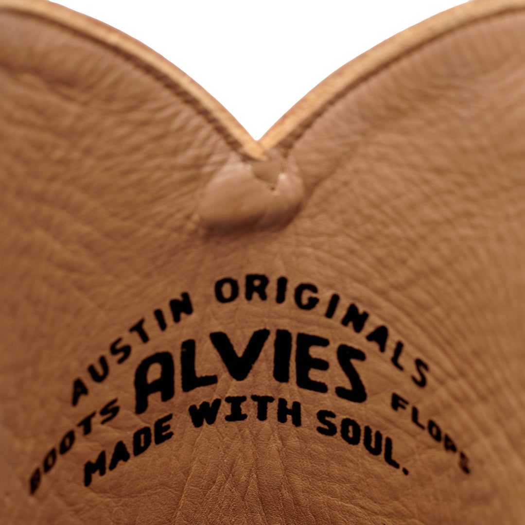 Dancing Outlaw Weathered Brown