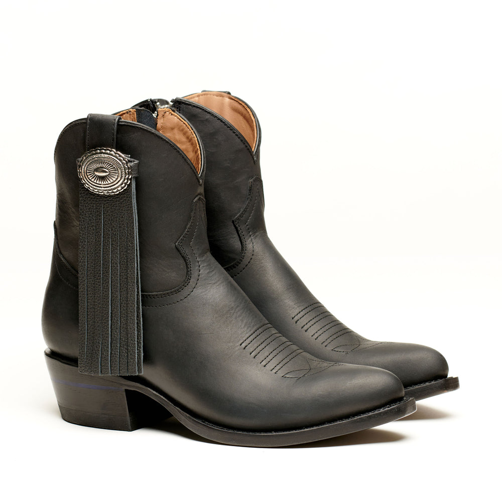 Friesian Dressage Black
